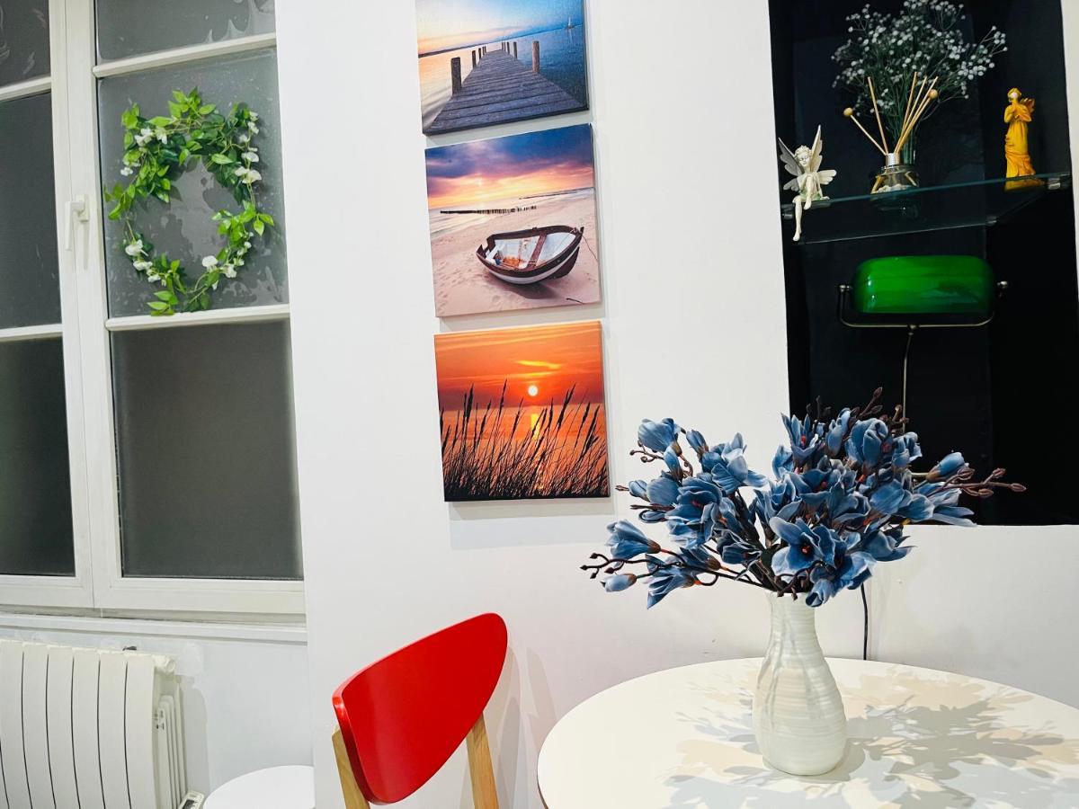 Dream Dwell Paris-Chic Flat In The Heart Of Marais Near Pompidou Centre Apartment Екстериор снимка