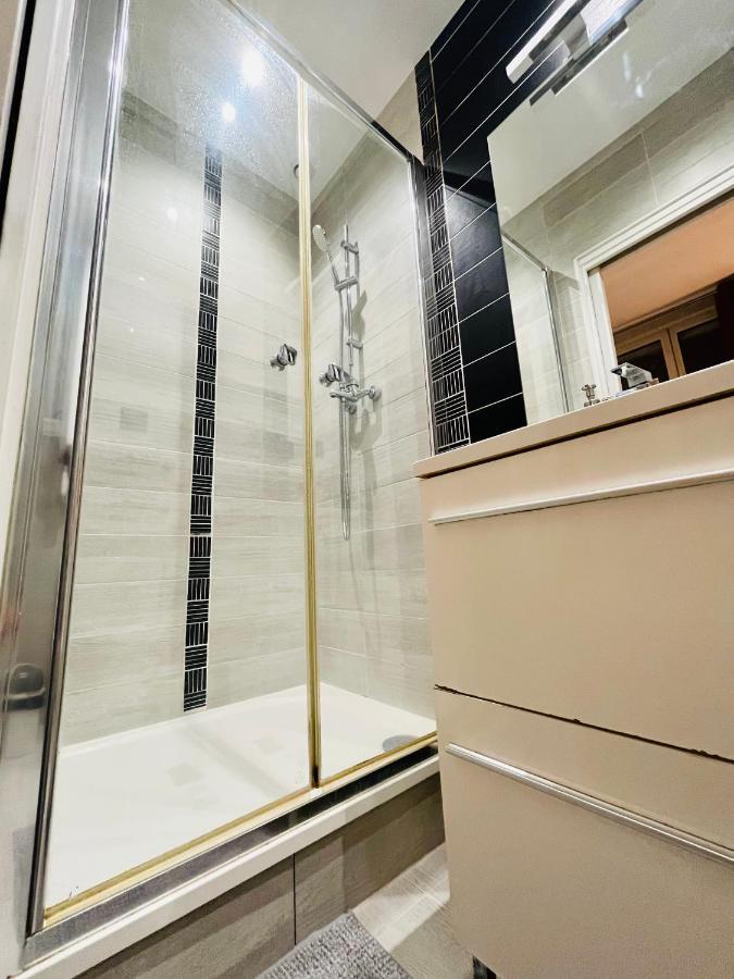 Dream Dwell Paris-Chic Flat In The Heart Of Marais Near Pompidou Centre Apartment Екстериор снимка
